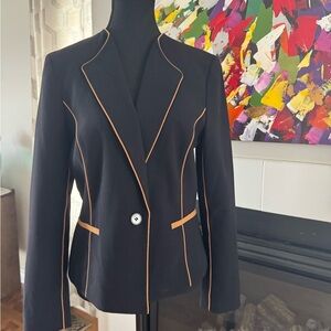 Nine West Black Tailored Blazer. Ptp 19” lenght 22”